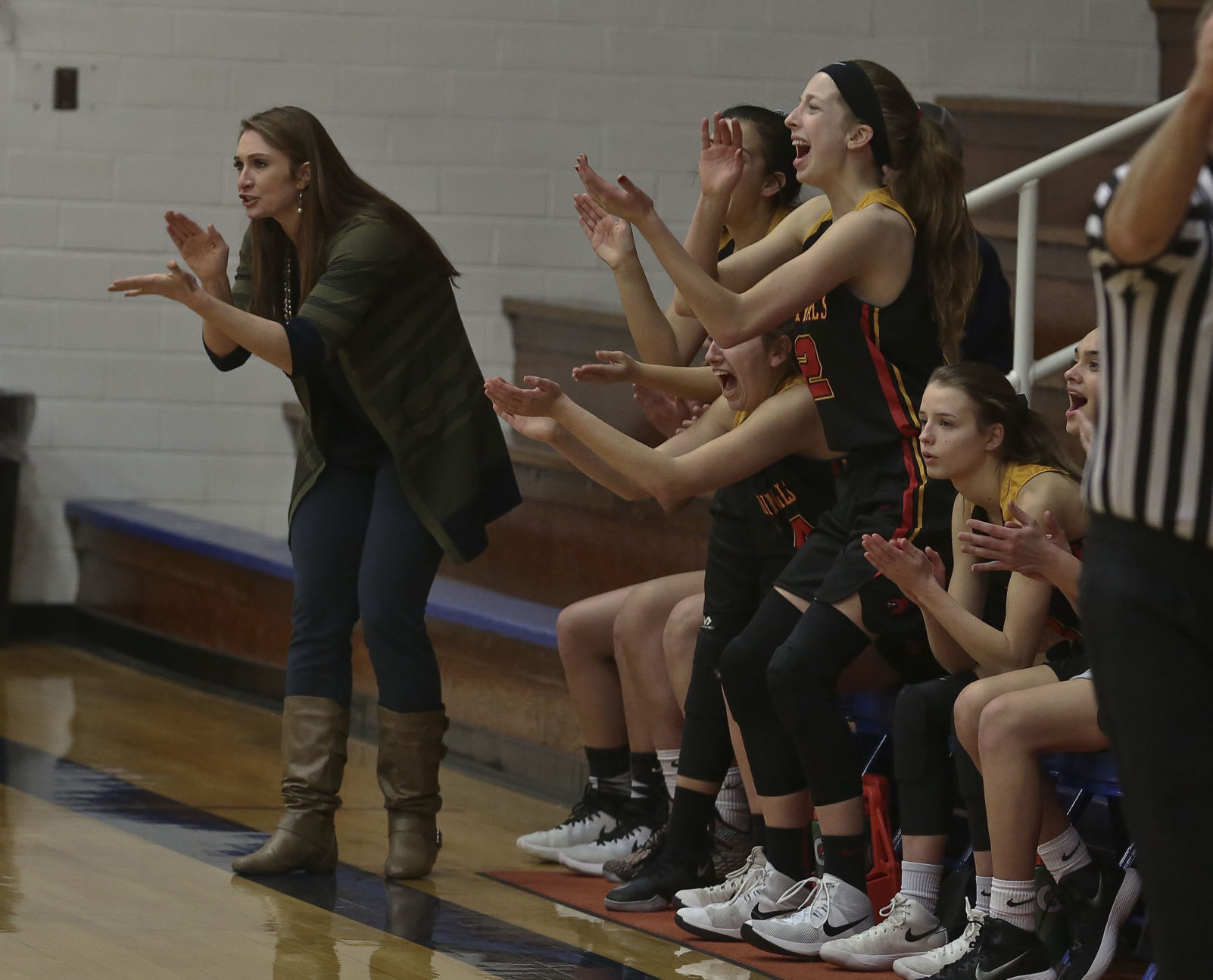 Tri City-Sangamon Valley Warrensburg Latham 14 01.03.19.JPG